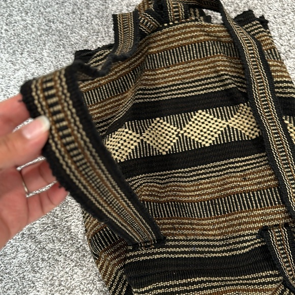 Black and Gold Woven Backpack - Picture 11 of 11